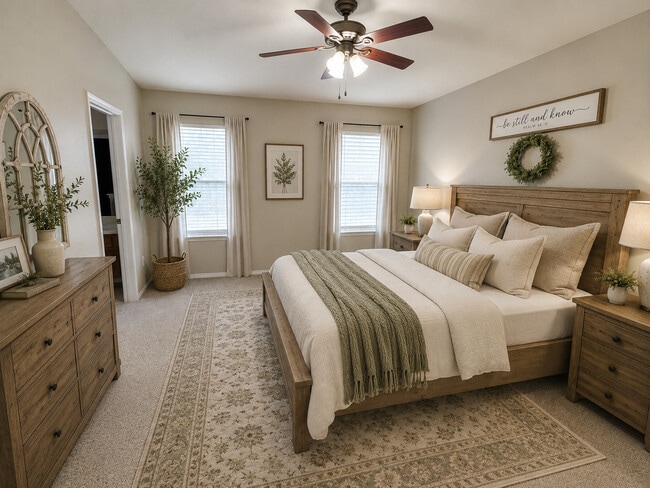 Photo - 387 Paddington Dr