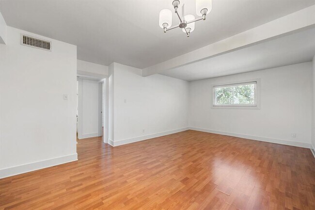 Photo - 3815 Guadalupe St Condo Unit 304