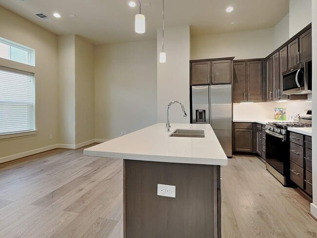 Photo - 6379 Paddington Bnd Dr