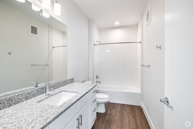 2BR, 2BA - 1,098SF - Castlewood - Primary Bathroom - Prose at Parkvale