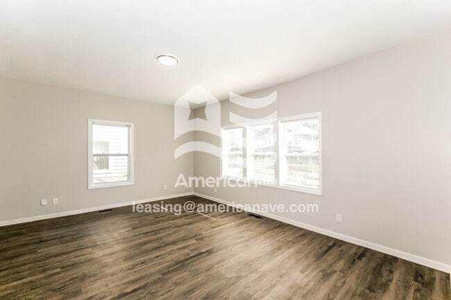 Photo - 50 N Sherman Dr