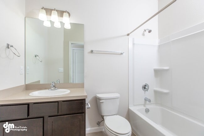 Photo - 150 Willow View Circle