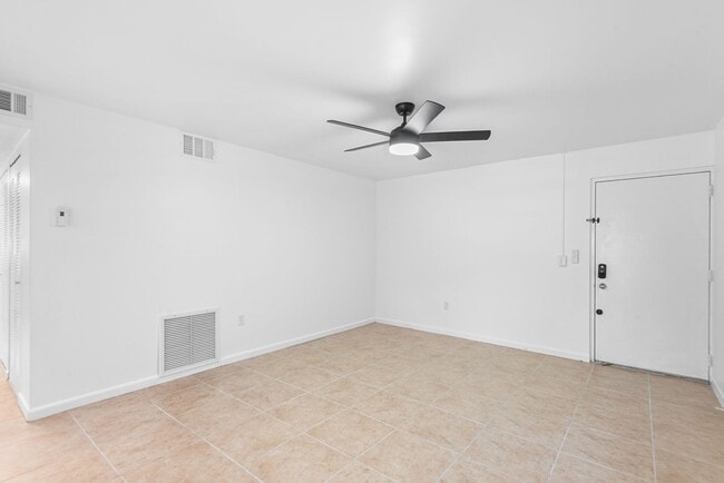 Photo - ST PETE APARTMENT FOR RENT!! Unidad #101