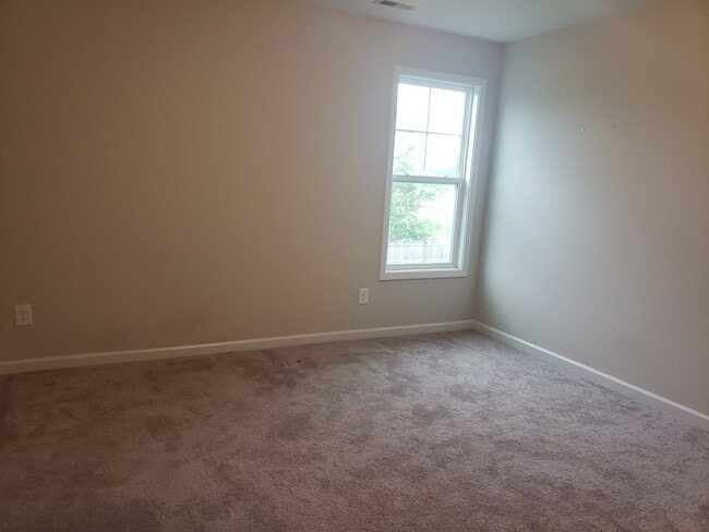 Photo - 169 Chatfield Dr.