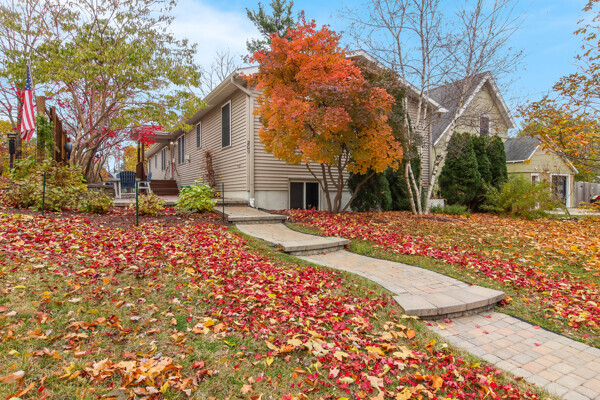 Photo - 209 S Cedar St Apartments Unit B