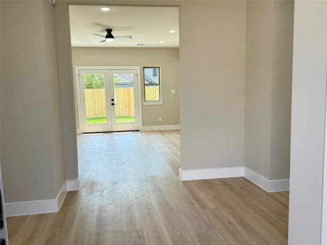 Photo - 2519 LIGURIA LN Ct
