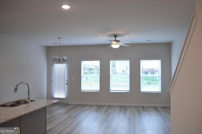 Photo - 4261 Notting Hill Dr SW