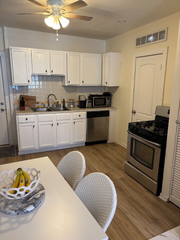 Photo - 1512 N Greenview Ave Unidad 2F