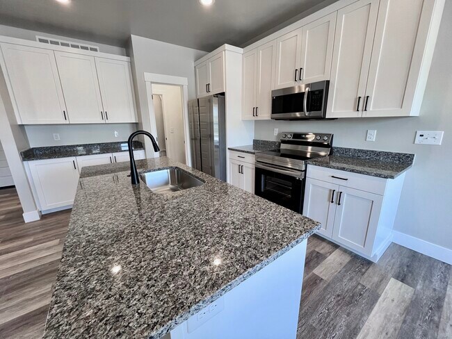 Photo - 1379 Pinecrest Trl