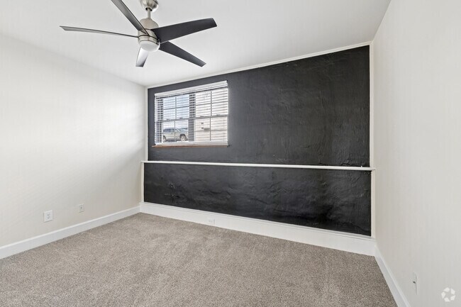 North Central 2BR, 2BA - Primary Bedroom
