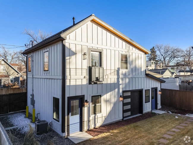 Building Photo - 3880 1/2 Sheridan Boulevard Unit 3880 half Sheridan Blvd Rental