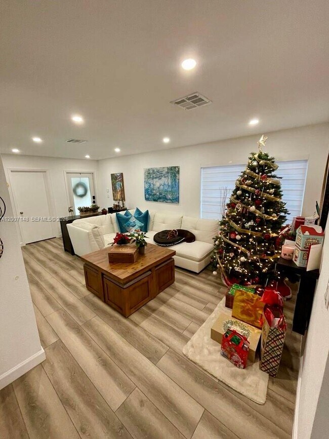 Photo - 1149 NW 126th Pl