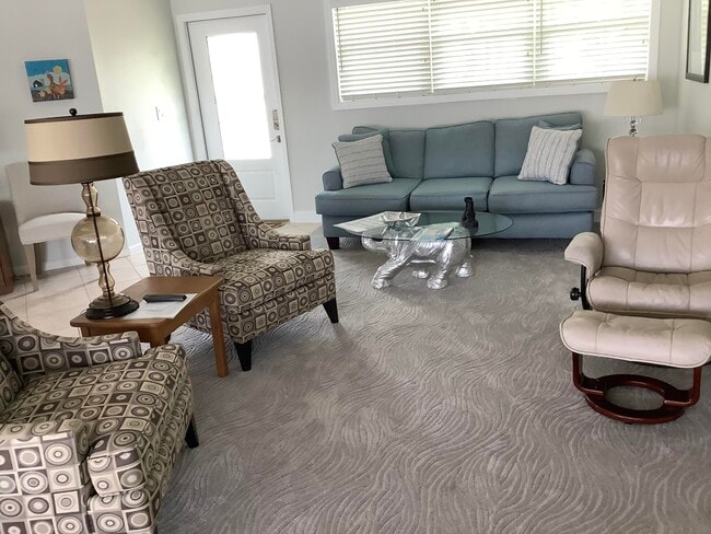 Photo - 1127 E Seminole Ave