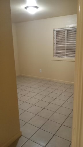 Photo - 15268 Center St