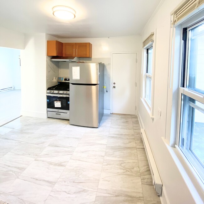 Photo - 251 Flax Hill Rd Apartments Unit 2