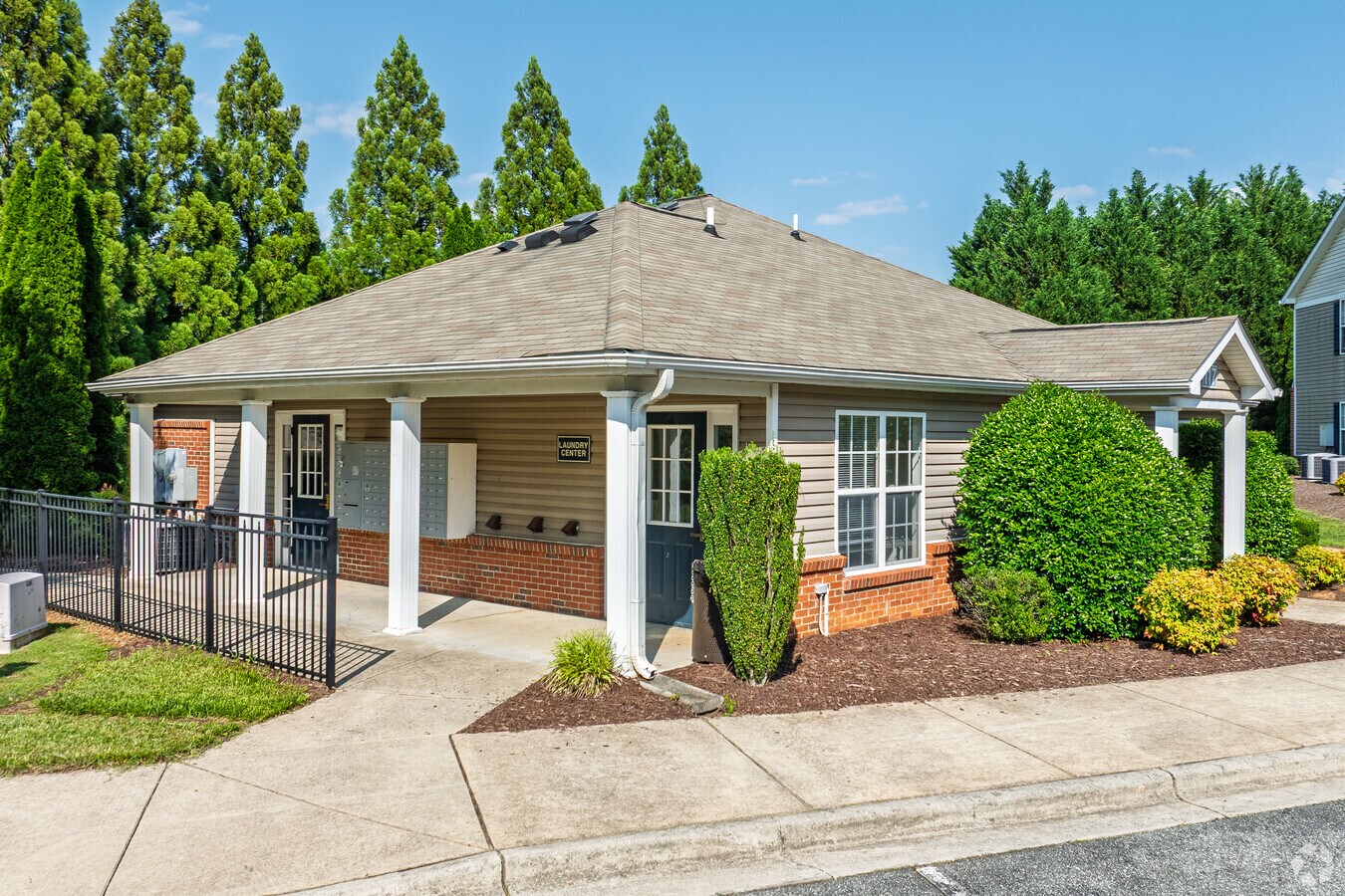 Leasing Office - Windhill and Windhill Court