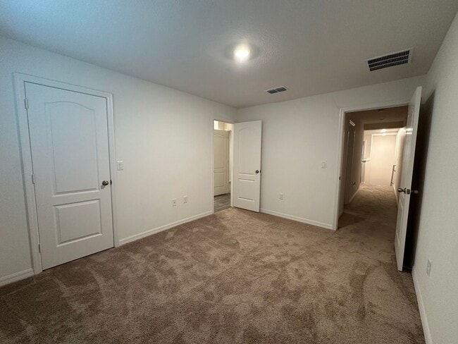 Photo - 3BR Townhome in Tavares with Open Floor Plan & Community Playground