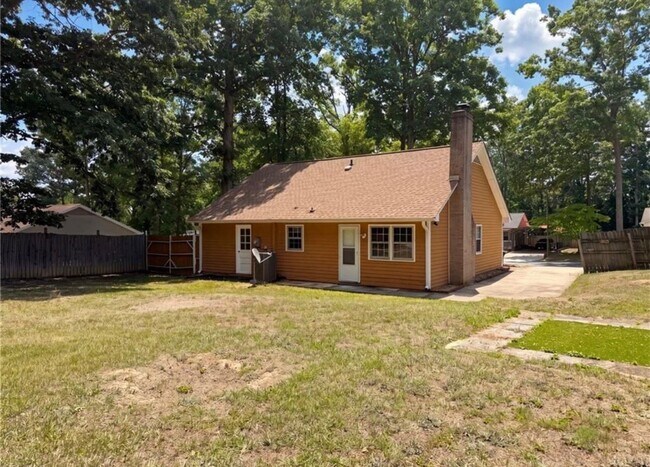 Photo - 4708 Chaucer Dr