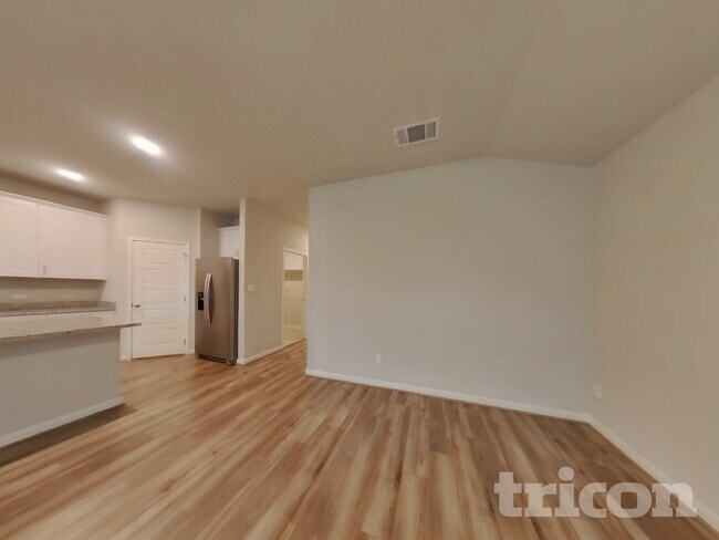 Photo - 5910 Shelby Pass