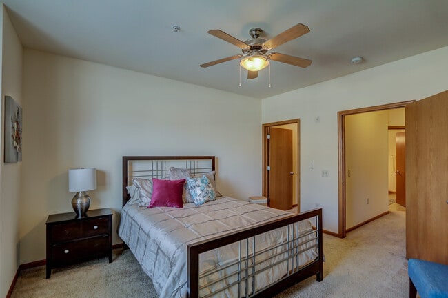 1 BD Geneva Bedroom