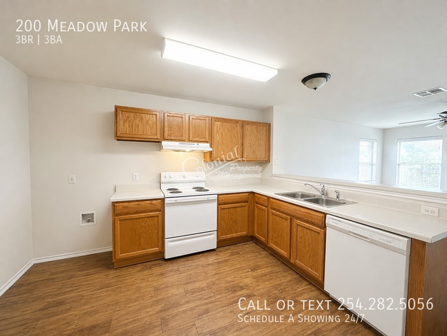 Photo - 200 Meadow Park Dr