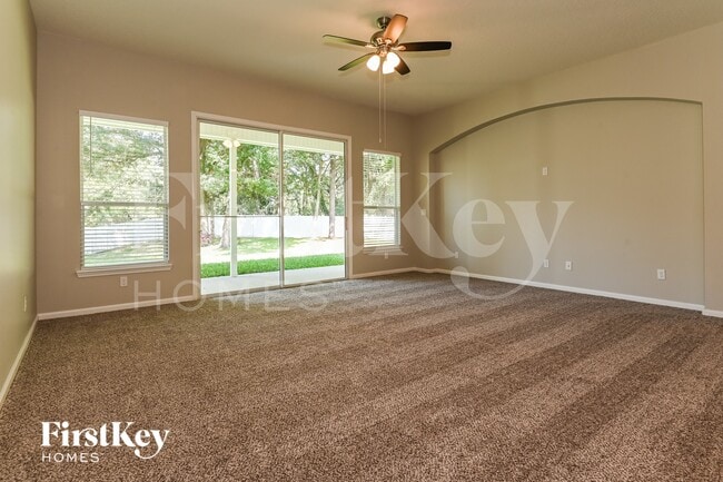 Photo - 13915 Ponderosa Pine Dr E