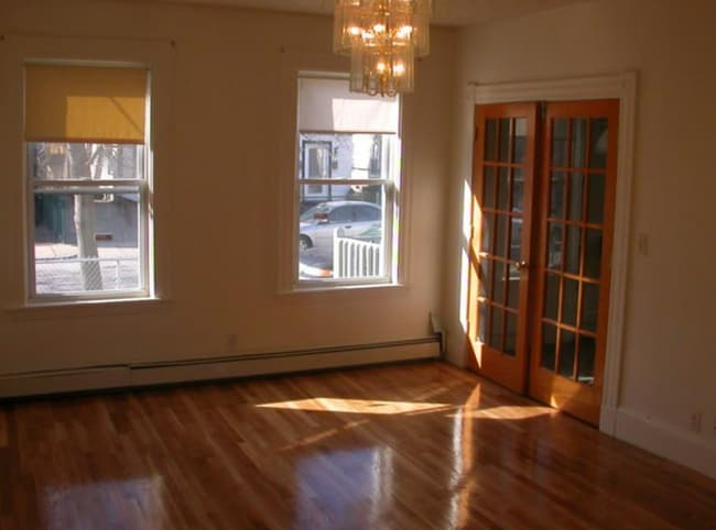 Photo - 31 Seattle St Unit T