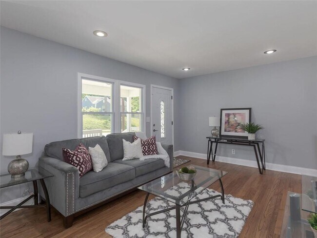 Living Room - 1377 Avon Ave SW