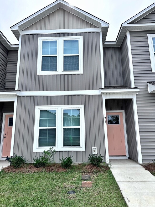 Photo - 175 Loren Rd