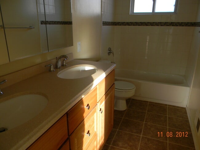 Photo - Beautiful Home in Clinton for Rent with Huge Yard