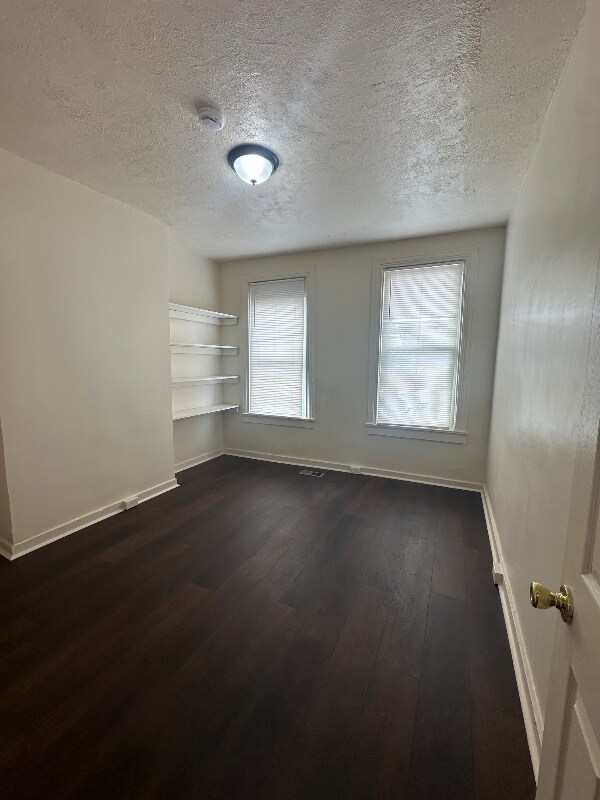 Photo - 3332 Frederick Ave