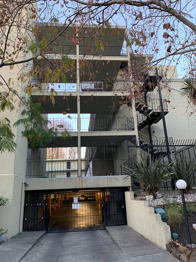 Photo - 455 Crescent St Unit 201