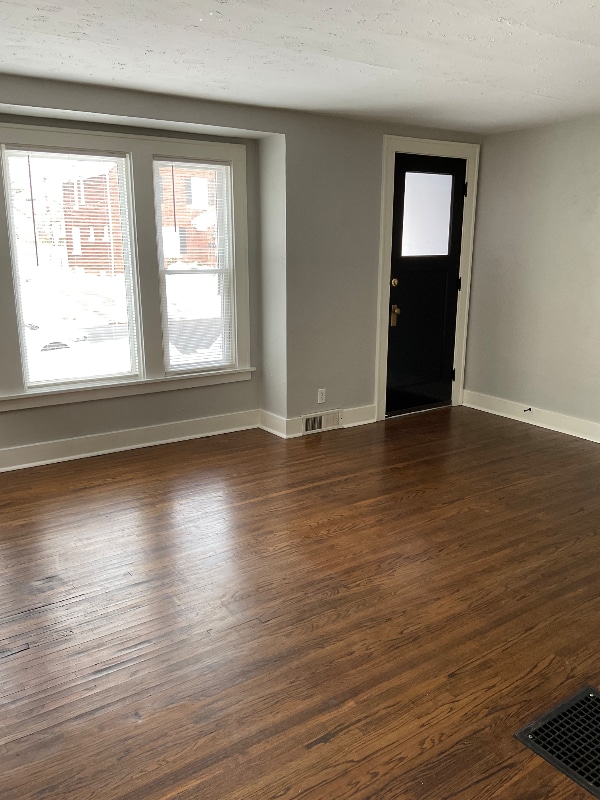 Photo - 88 Shepard Ave Unit Lower