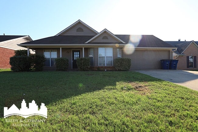 Building Photo - 6318 Magnolia Lakes Dr Rental