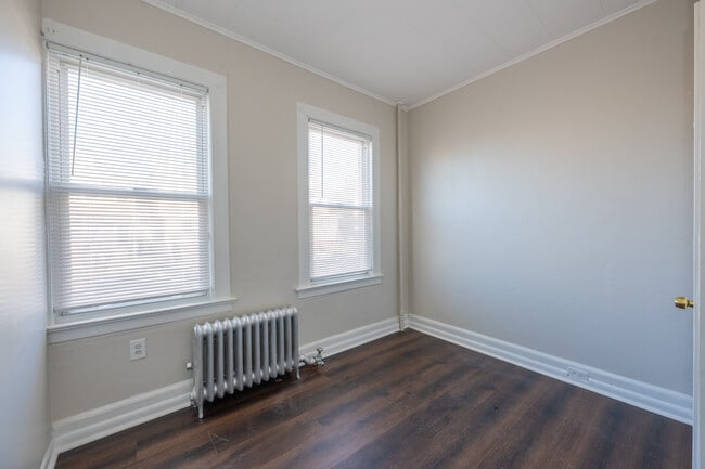 Photo - 96 Curie Ave Unit First Floor