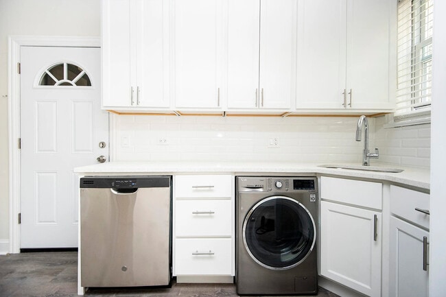 Photo - 319 Kedzie St Unit 327-2
