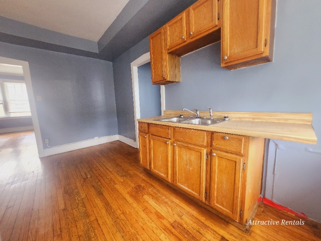 Photo - 1156 S Mason Ave Unidad D3