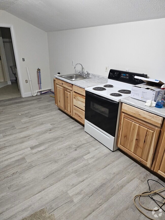 Building Photo - 54 Meadowbrook Dr Unit 0 Rental