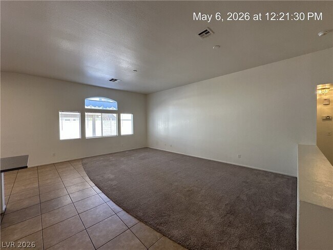 Photo - 916 Melic Way