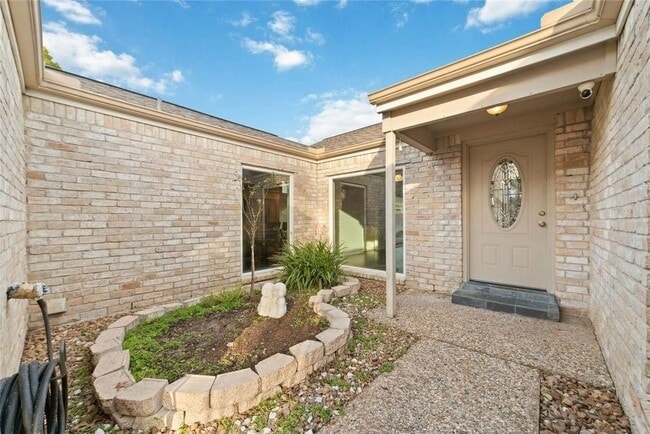 Photo - 7107 Plaza Del Sol Dr