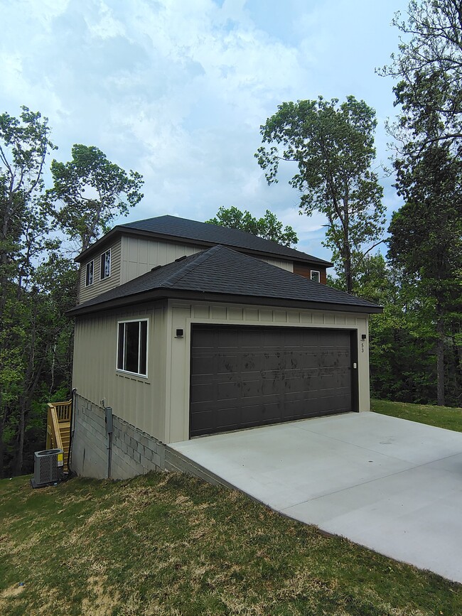 Photo - 53 Shetland Dr