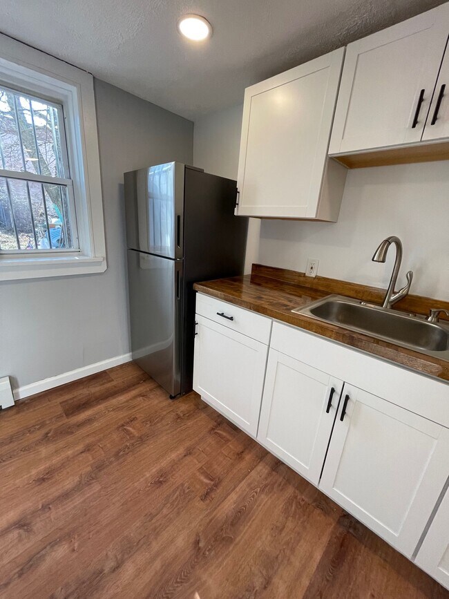 Photo - 57 Van Ness St Unit 1