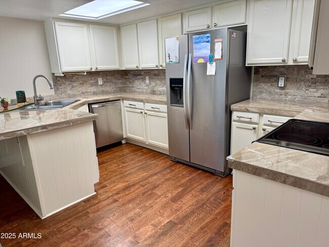 Photo - 15020 N 40th St