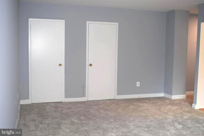 Photo - 1121 Arlington Blvd Unidad 448