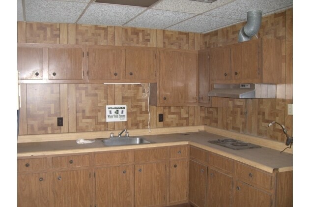 Photo - Greenway Apartments Unit A