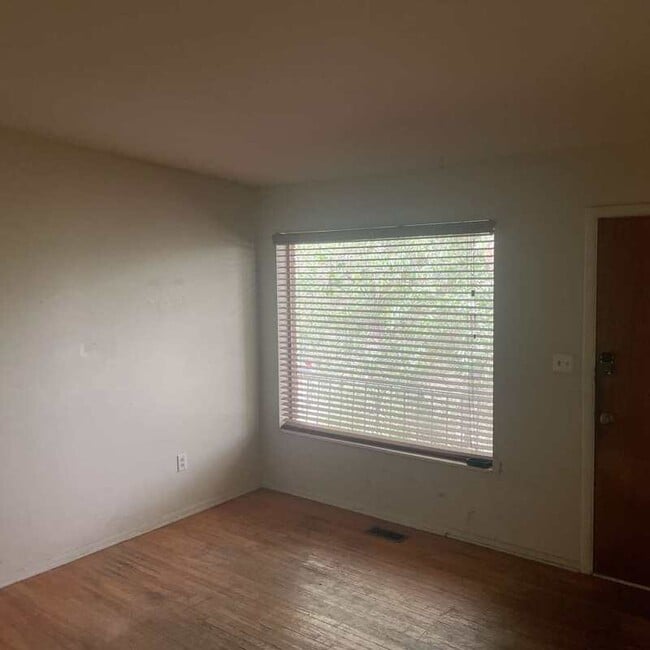 Photo - 938 Lowell Ave S Unit 938 E Lowell Ave #3