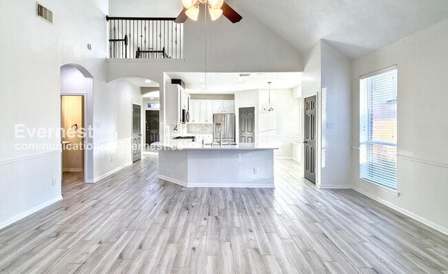 Photo - 18503 Keeling Trail