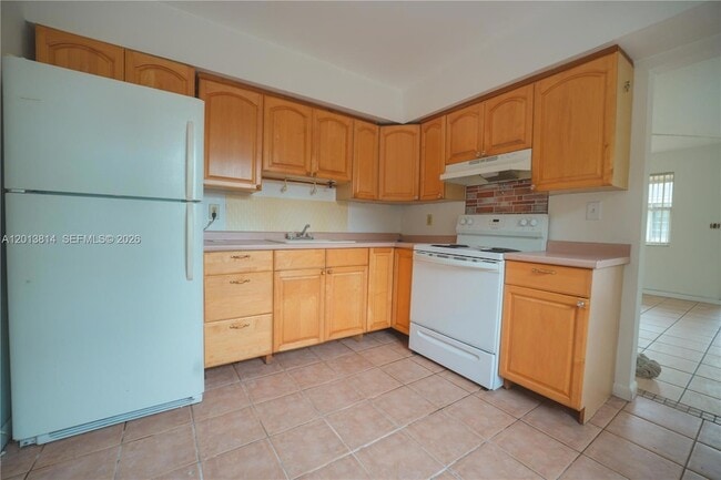 Photo - 5825 Buchanan St Unit 1