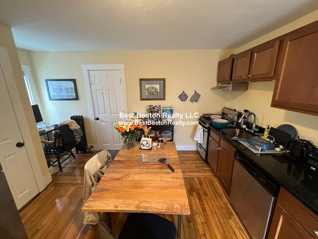 Photo - 5-7 Blake St. Unit 4 Unit 4