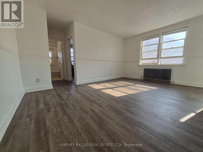 Photo - 330 Chisholm Ave Unit 6